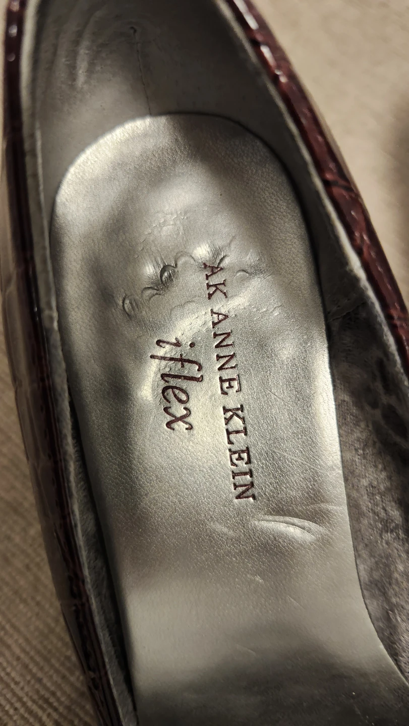 AK Anne Klein iFlex Burgundy Heels - photo 3