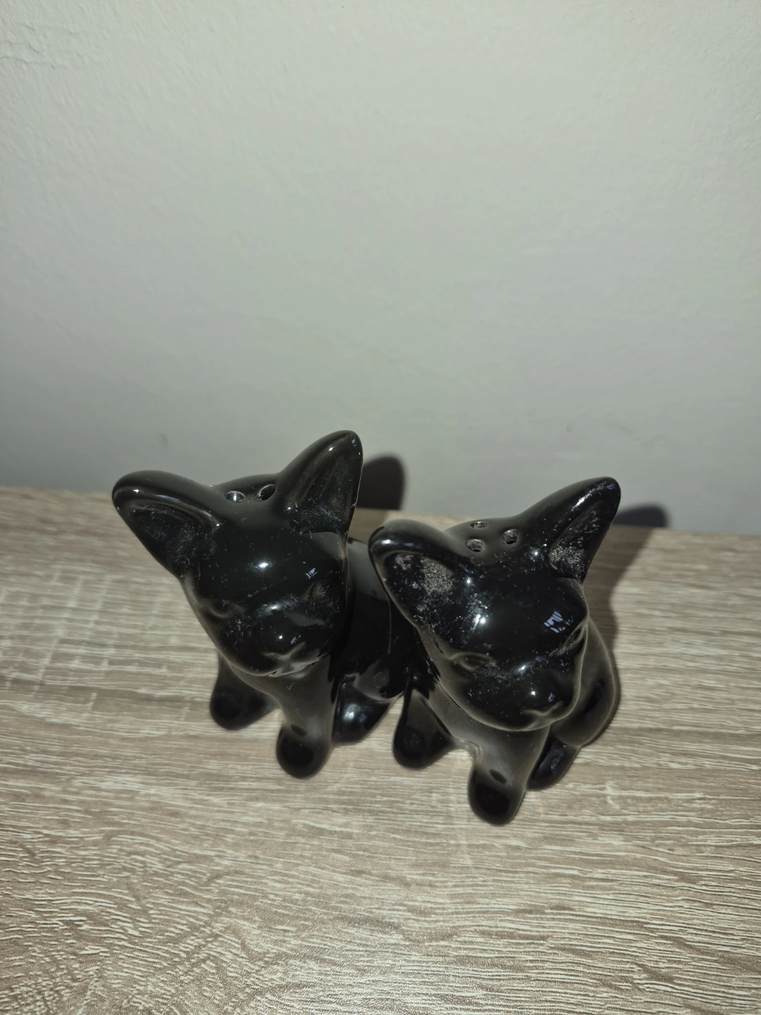 Set of Decorative Bulldogs Salt and Pepper Shakers - photo 2