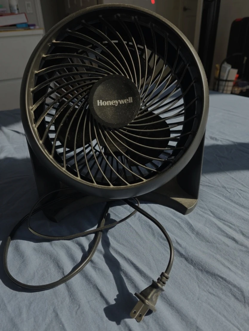 Honeywell Personal Table Fan