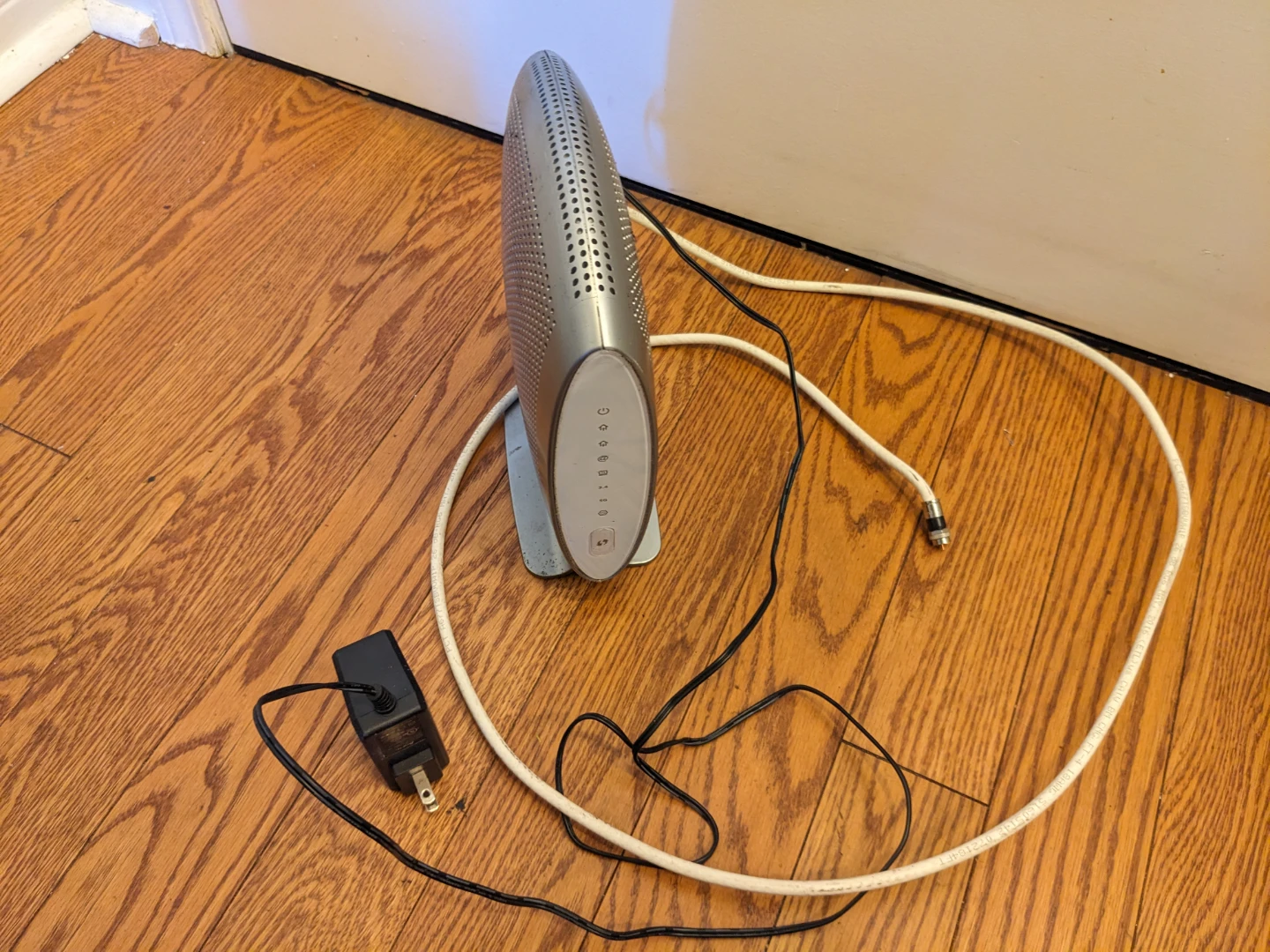 Rogers CGN3AMR Wi-Fi Modem Router