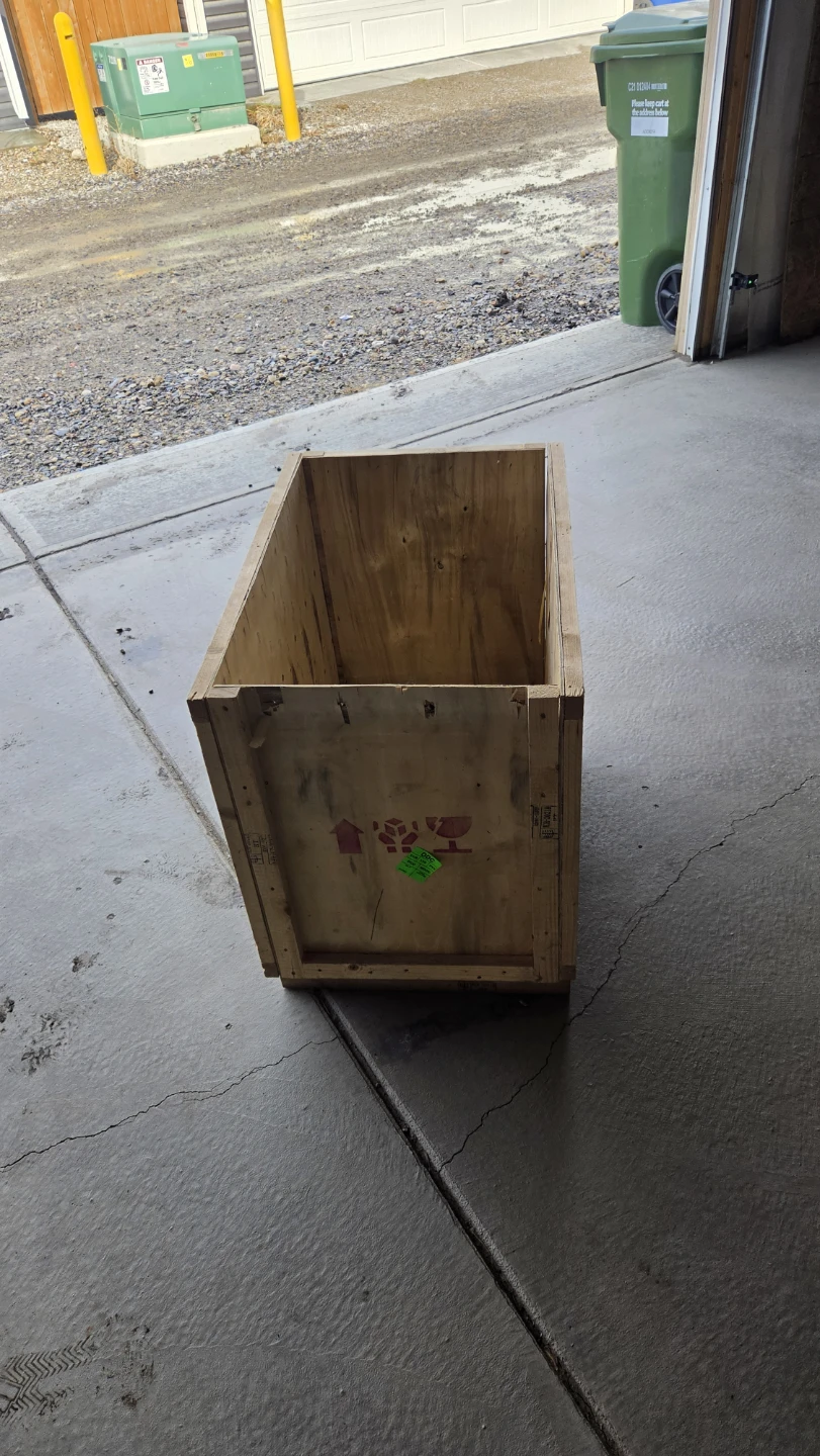 Large Wooden Crate (Free) - photo 3