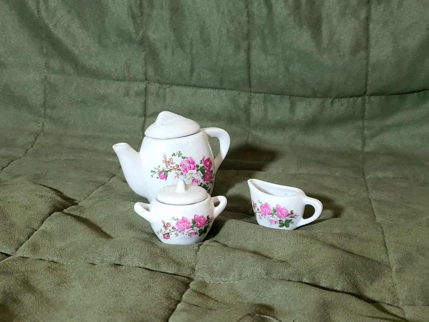 Vintage Children’s 20 Piece China Tea Set - photo 3