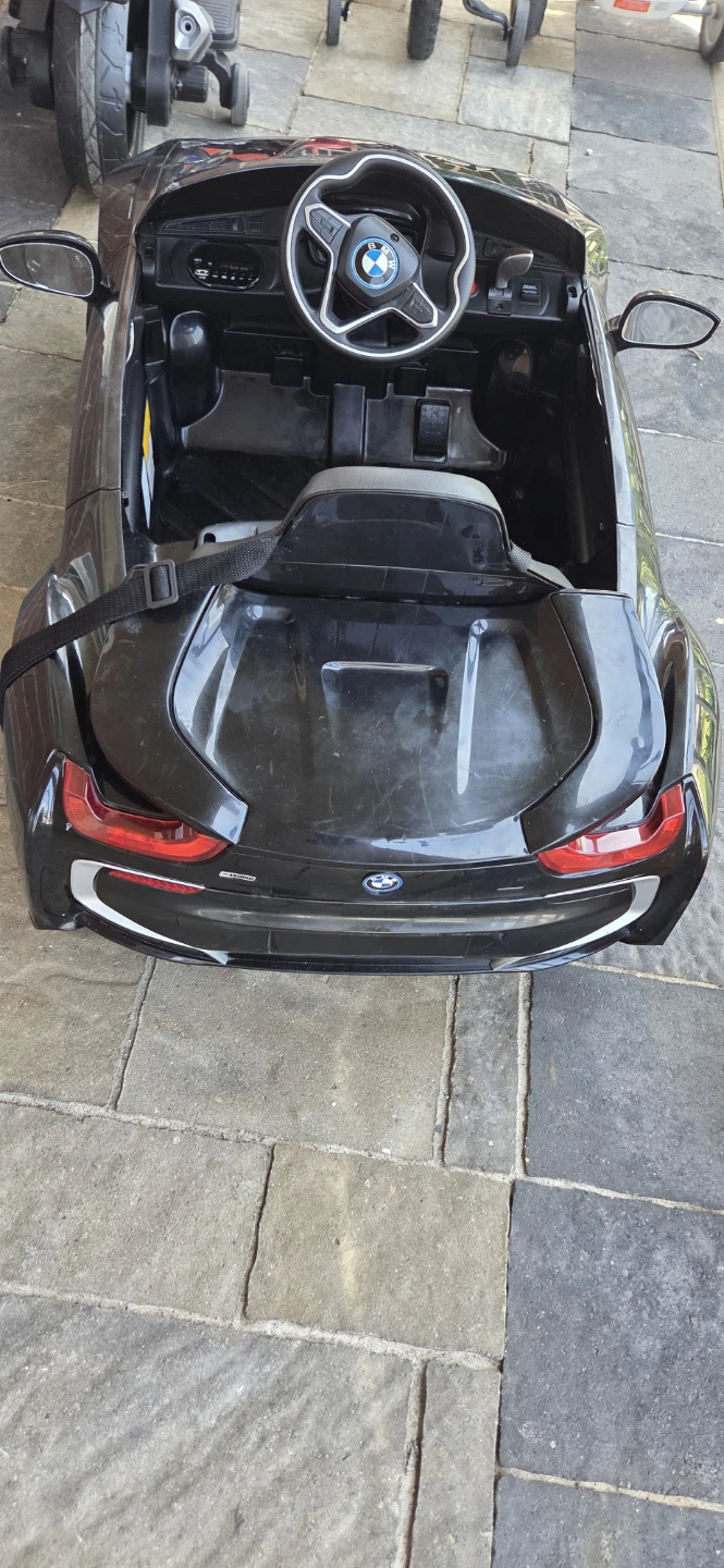 BMW i8 Coupe Kids Electric Ride-On Car - photo 5