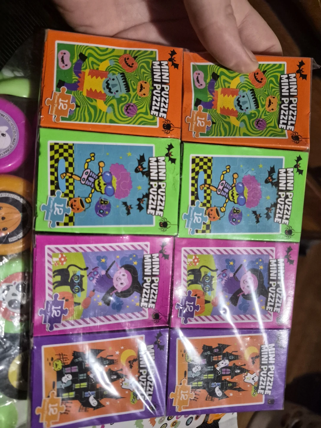 88-Piece Halloween Party Favour Set - photo 5