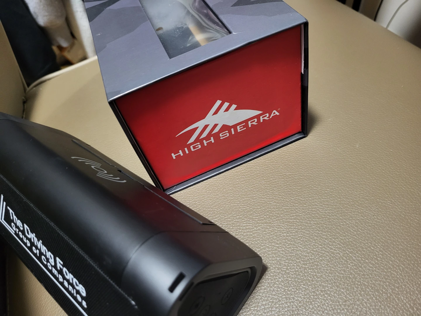 High Sierra Outdoor Bluetooth Speaker with Wireless Charging - photo 4
