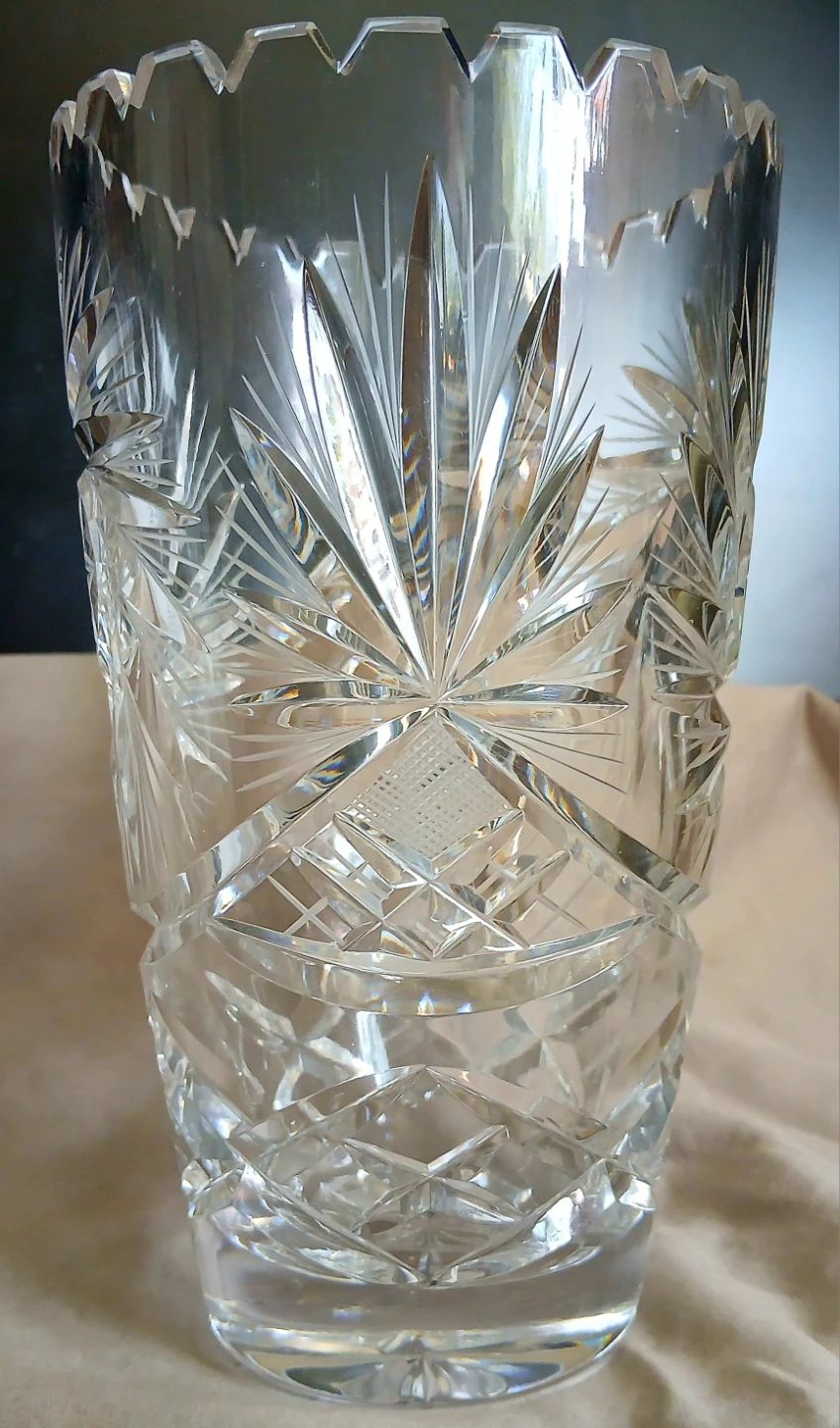 Clear Cut Crystal Flower Vase - photo 4