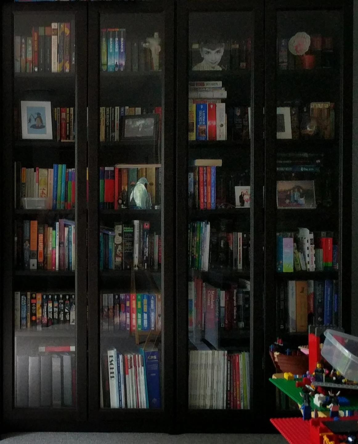 2 Ikea billy bookcases with glass doors + 2 Lack shelves
