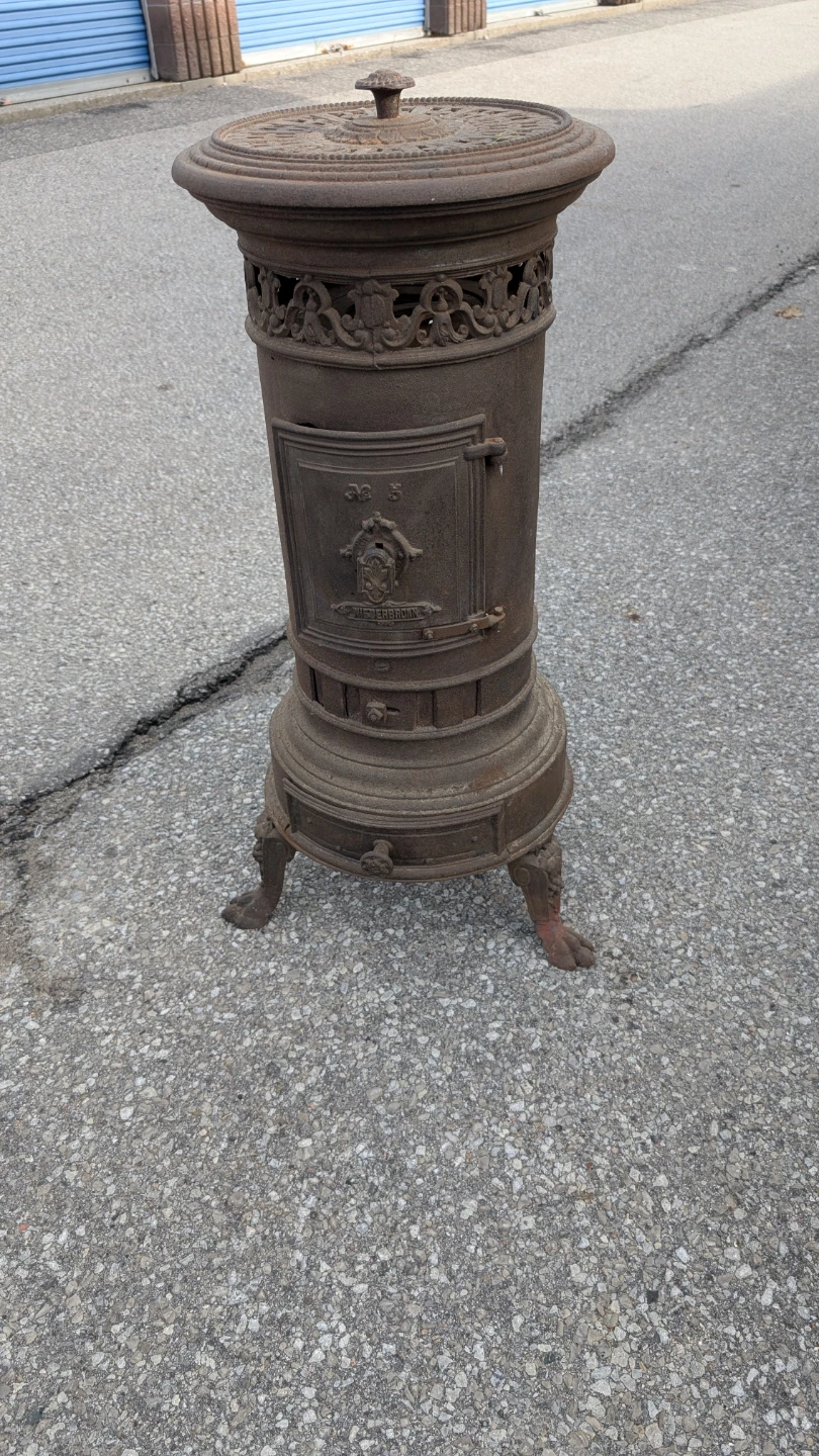 Vintage Niederbronn No 5 Cast Iron Stove