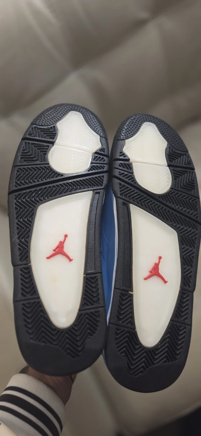 Jordan 4 Retro Travis Scott Cactus Jack style sneakers - photo 5