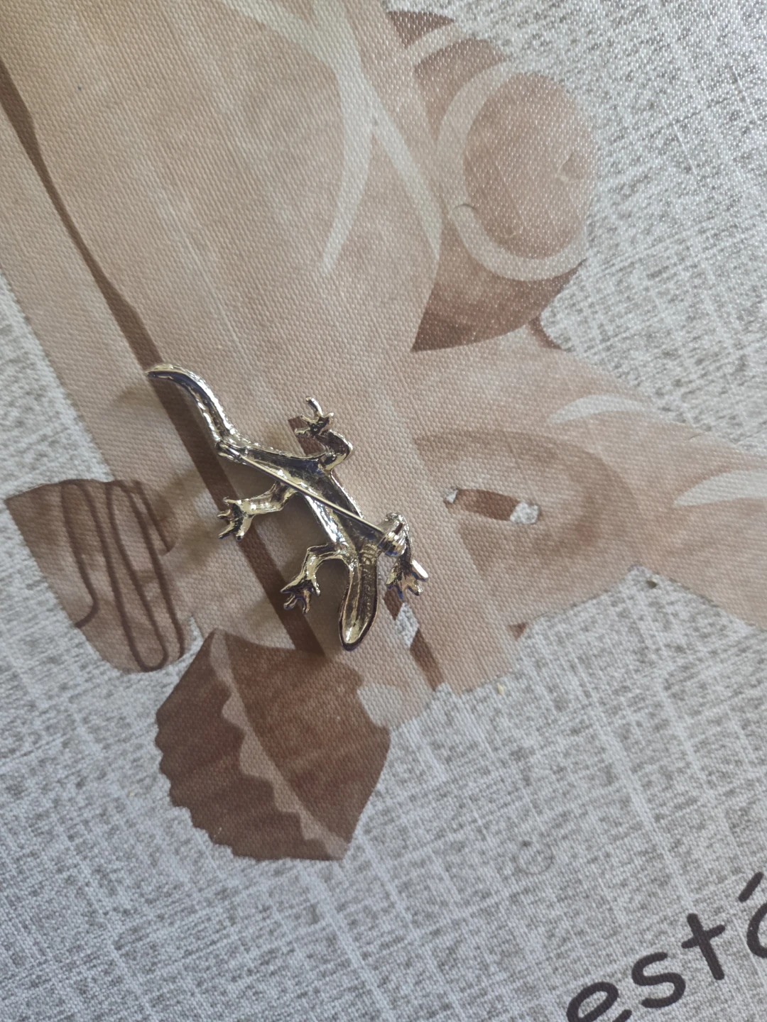 Silver-Tone Gecko Brooch - photo 2
