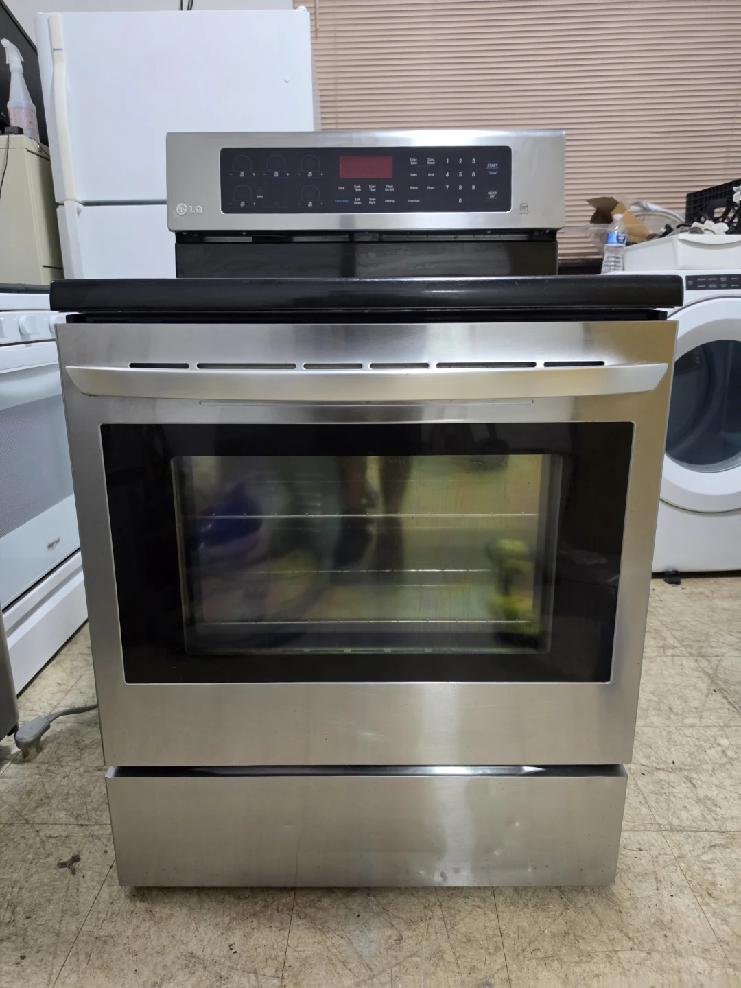 LG Electric Convection Range