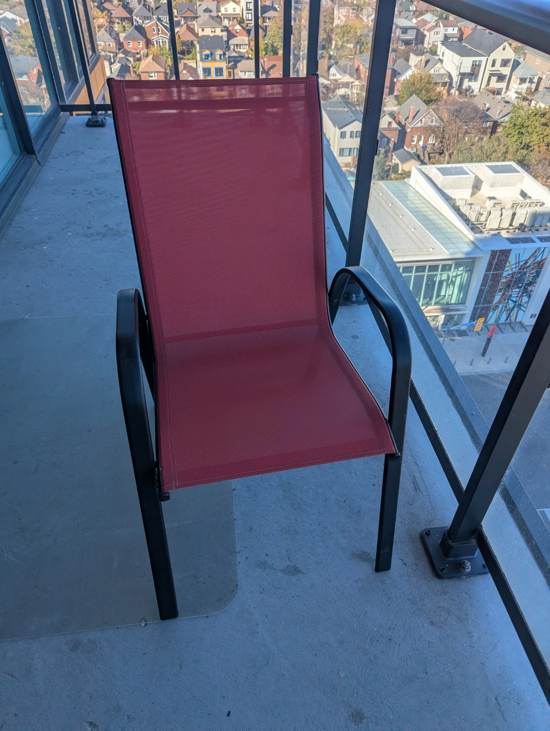Red outdoor patio chair - photo 3