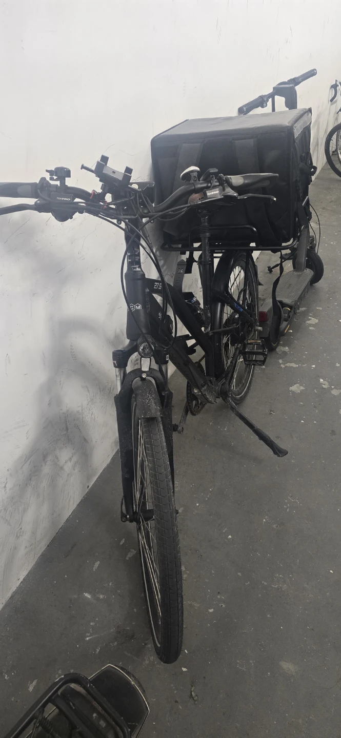 NCM 27.5 Electric Bike with Amego Delivery Bag