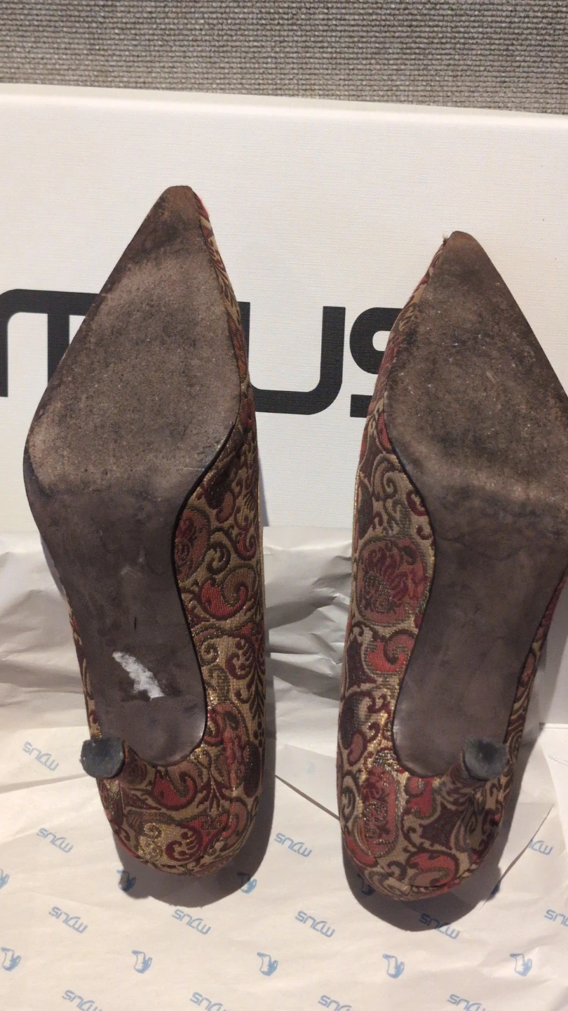 Ramon Tenza Paisley Pattern Kitten Heel Pumps - photo 2