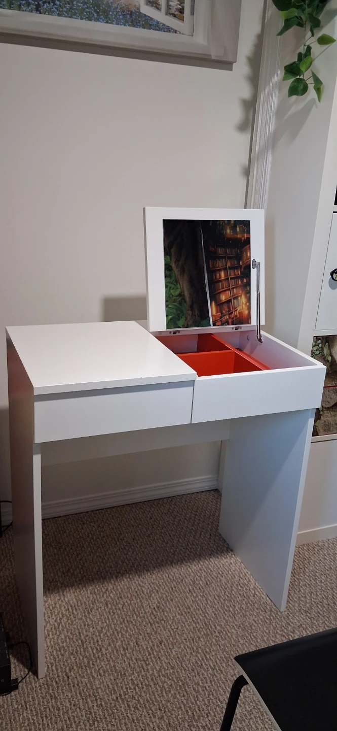 Ikea White Vanity Table with Flip Top Mirror - photo 4