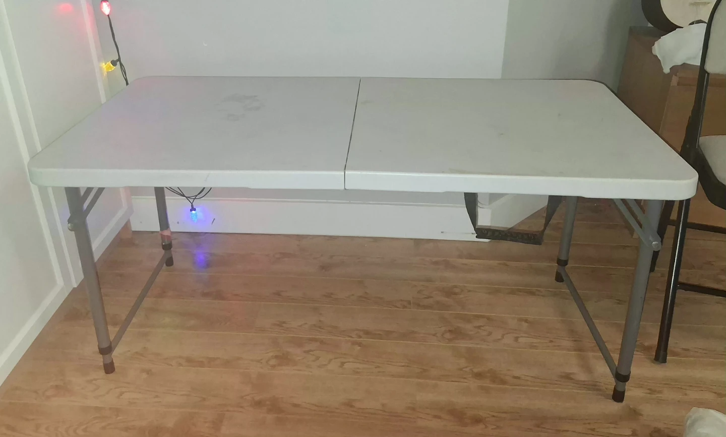 Folding Tables - photo 2