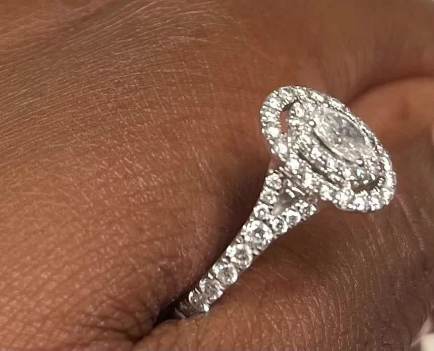Oval Halo Diamond Engagement Ring - photo 4
