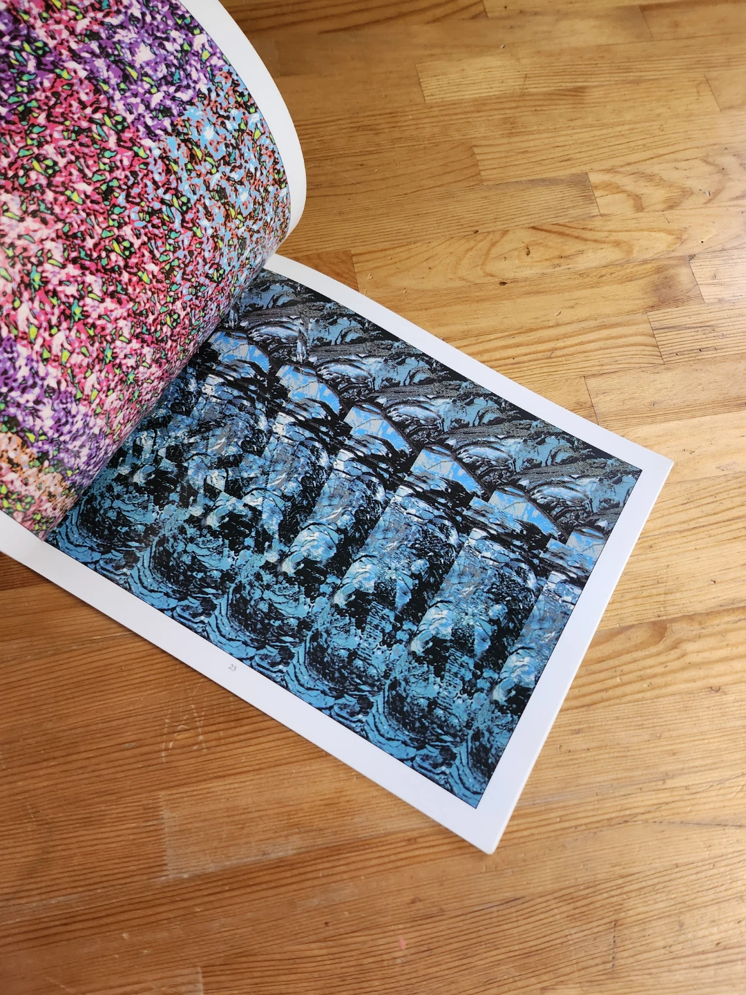 Magic eye book *Missing Cover* - photo 3