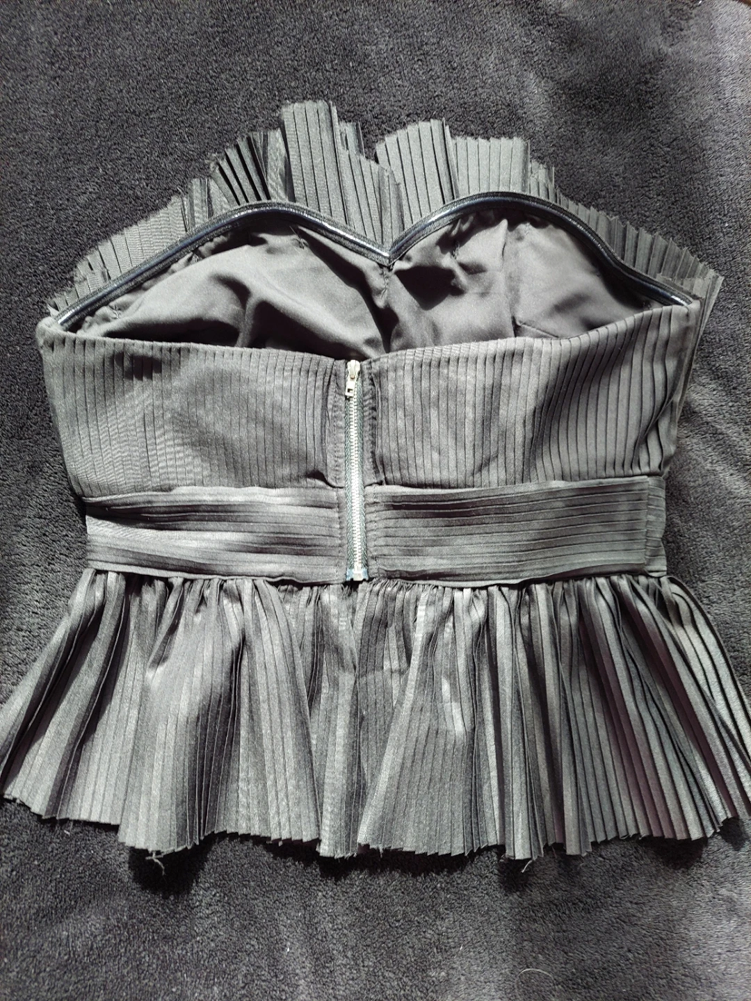 Black Pleated Strapless Peplum Top - photo 2