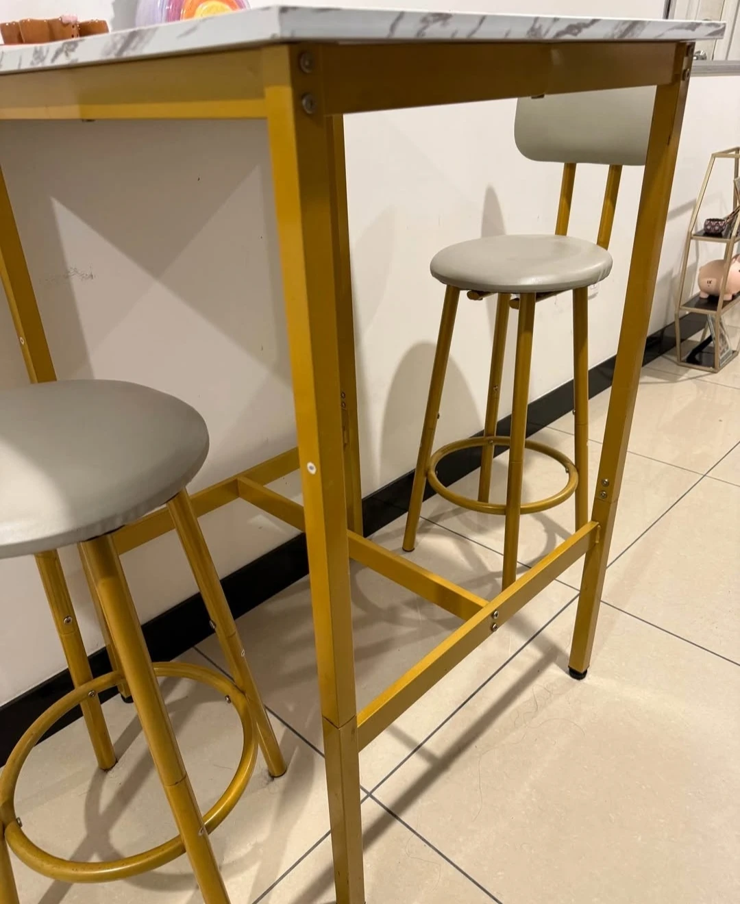 Marble-Look Pub Table with Two Bar Stools - photo 3