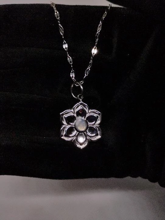 Flower Opal Necklace in Stainless Steel - photo 2