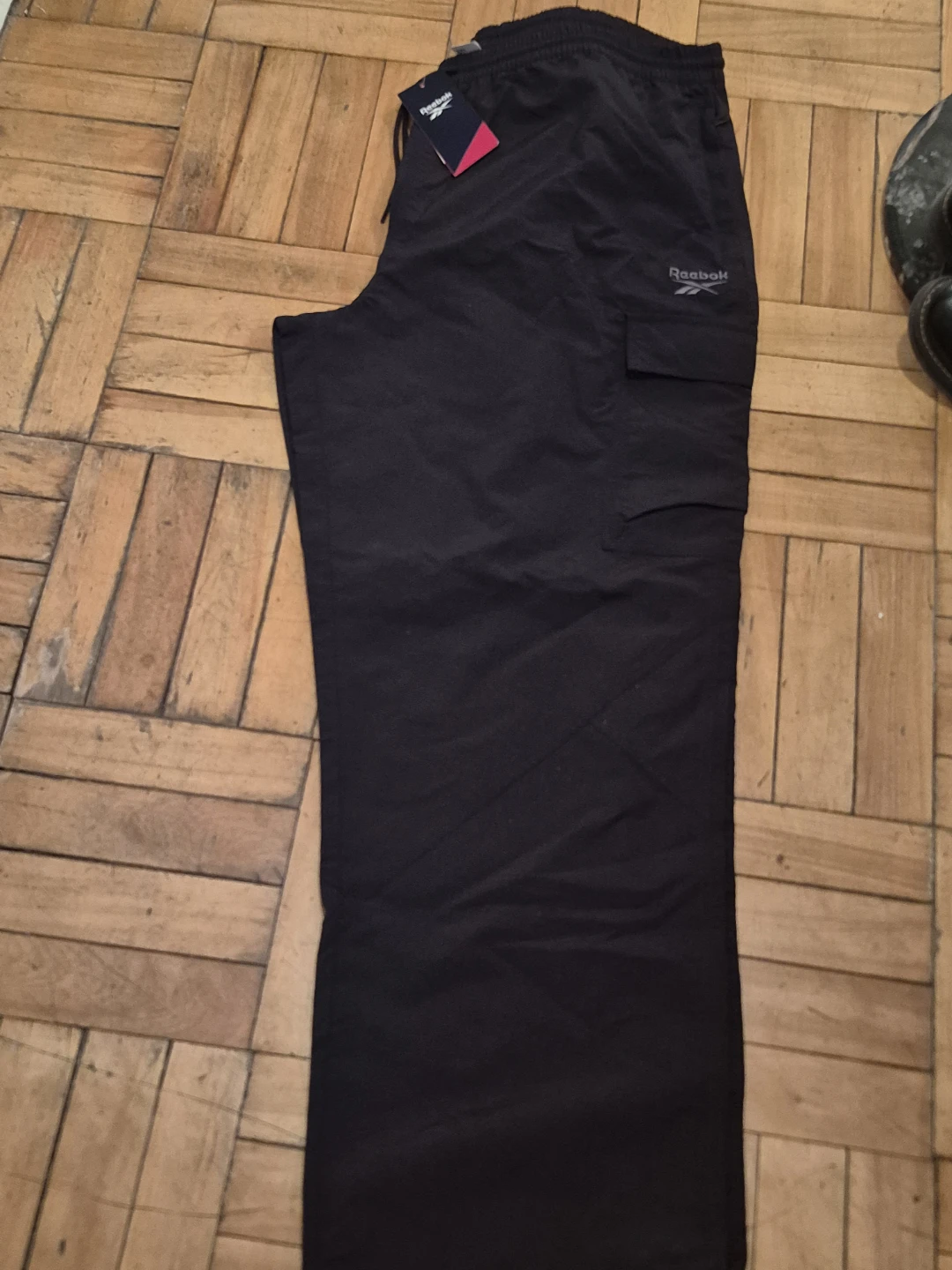 NWT)Reebok 2XL Icon Elements Woven Cargo Pants Black - photo 2