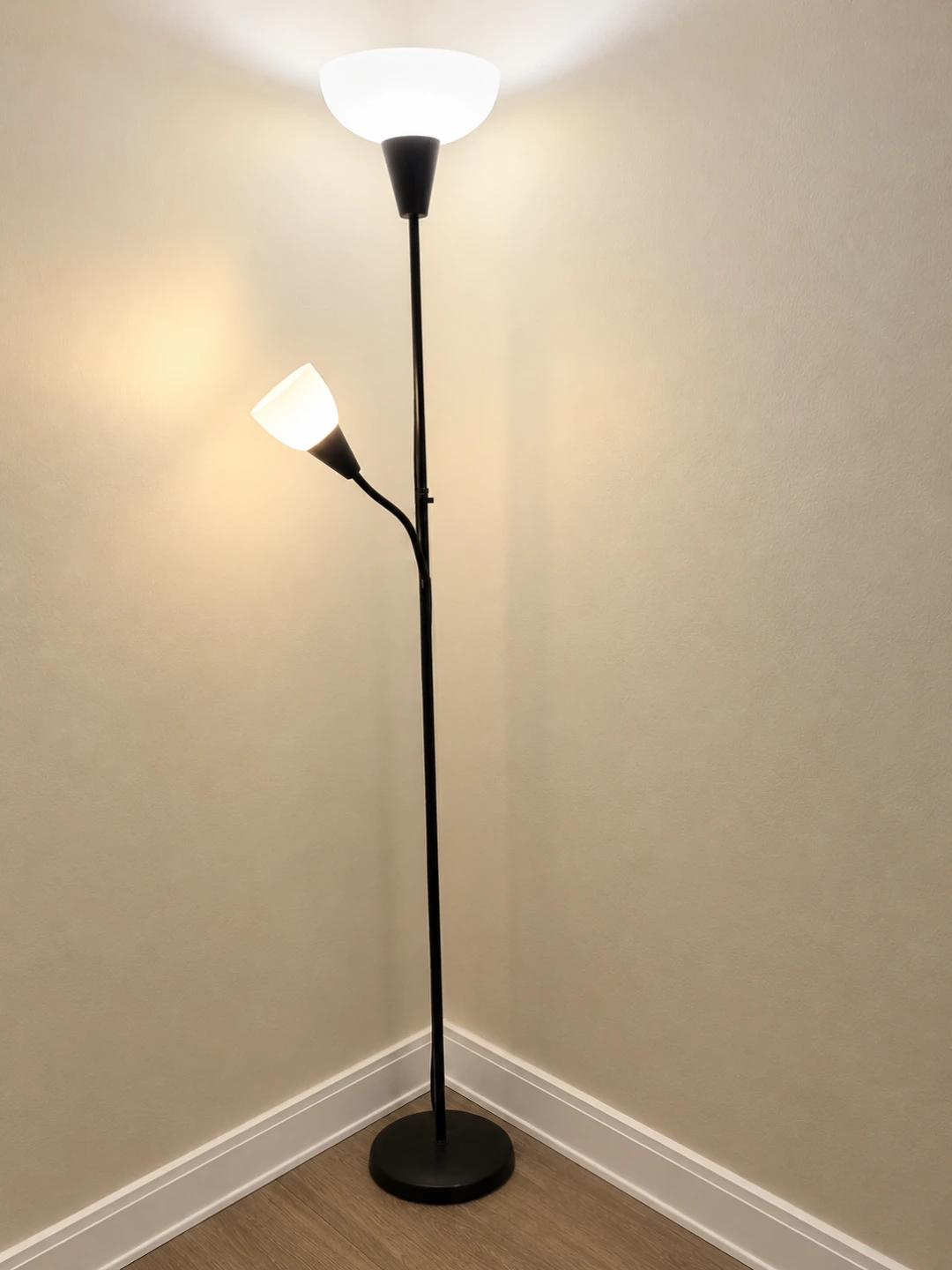 Black Floor Lamp with Adjustable Reading Light - photo 2