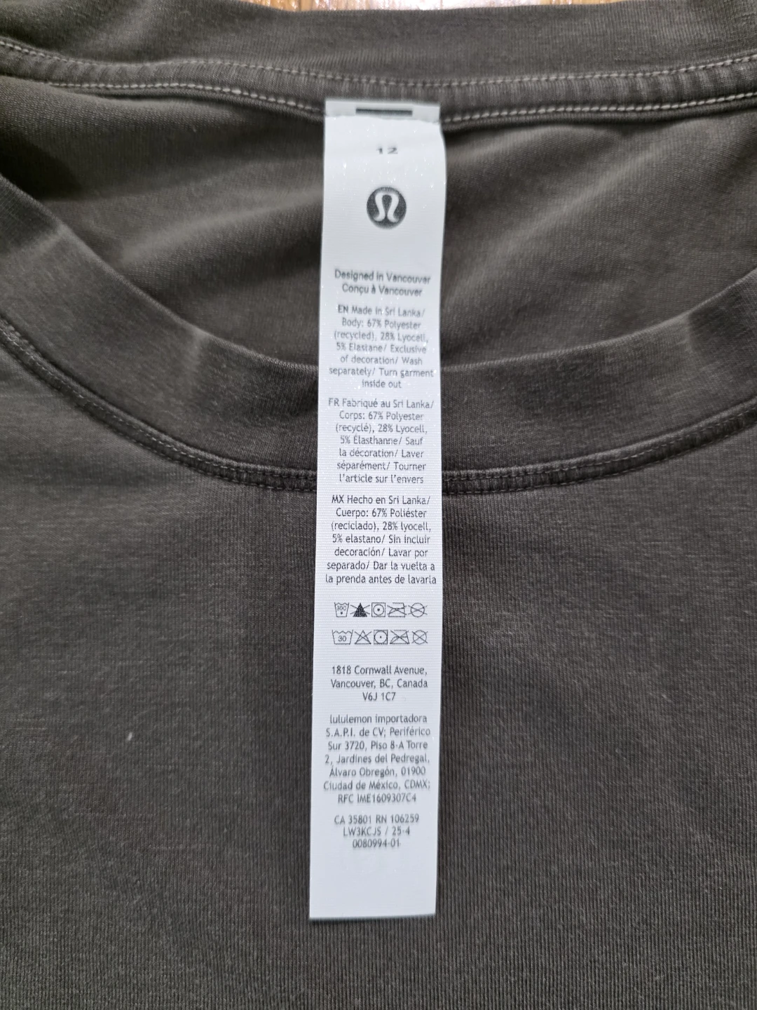 Lululemon EasySet Relaxed-Fit Long-Sleeve Shirt Athletic Top - photo 3