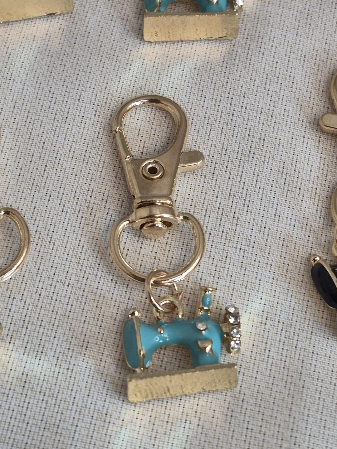 So Cute Sewing Machine Purse Phone Zipper Clip Charms - photo 2