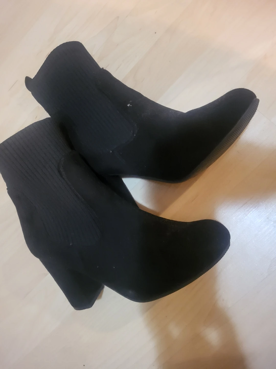 Black Heeled Ankle Boots - photo 4