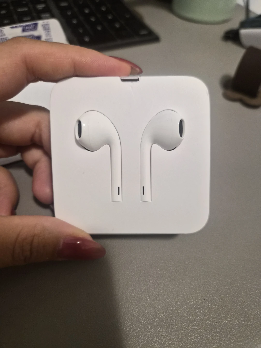 Apple EarPods with Lightning Connector
