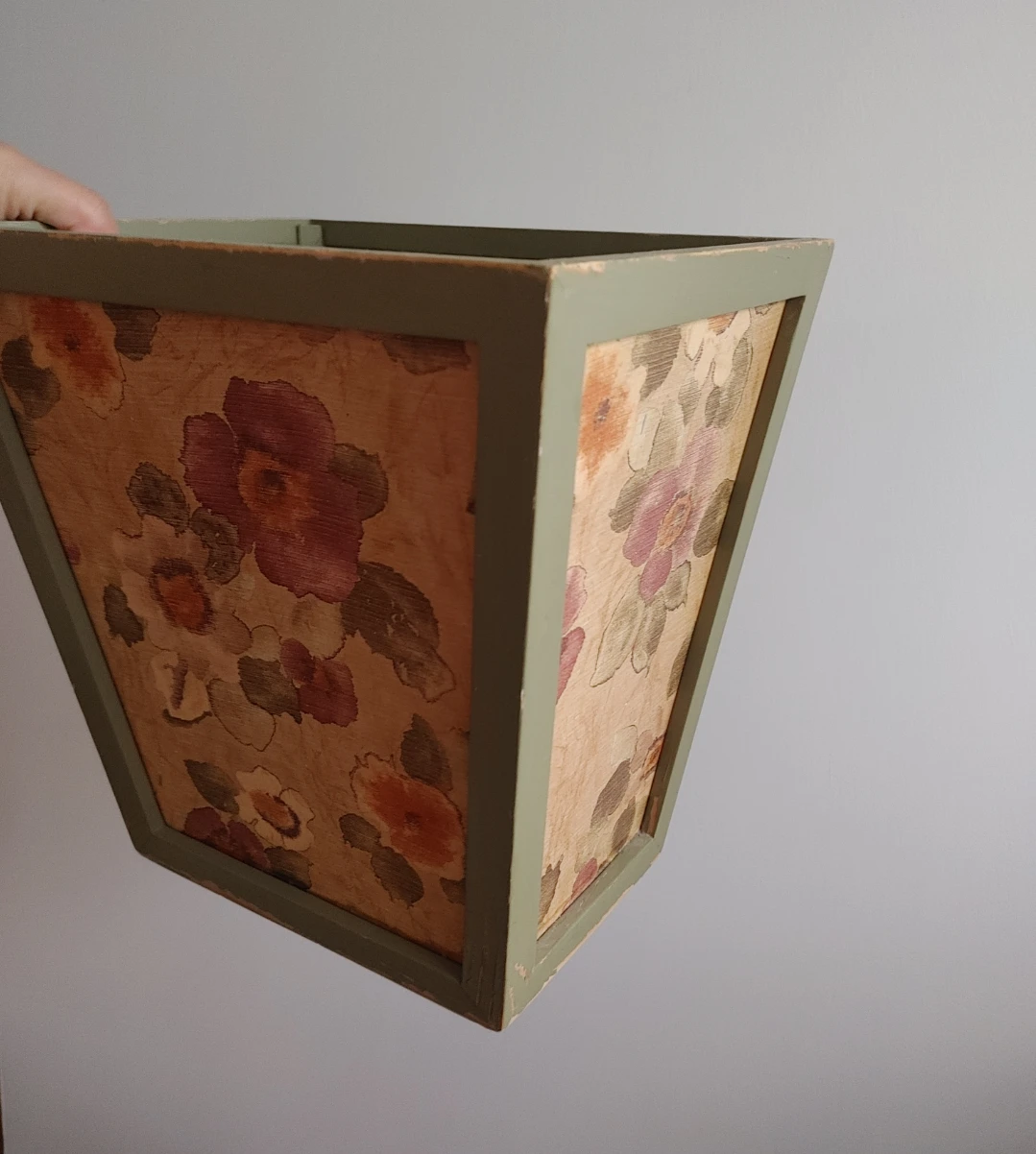 Vintage Floral Wooden Waste Basket - photo 2
