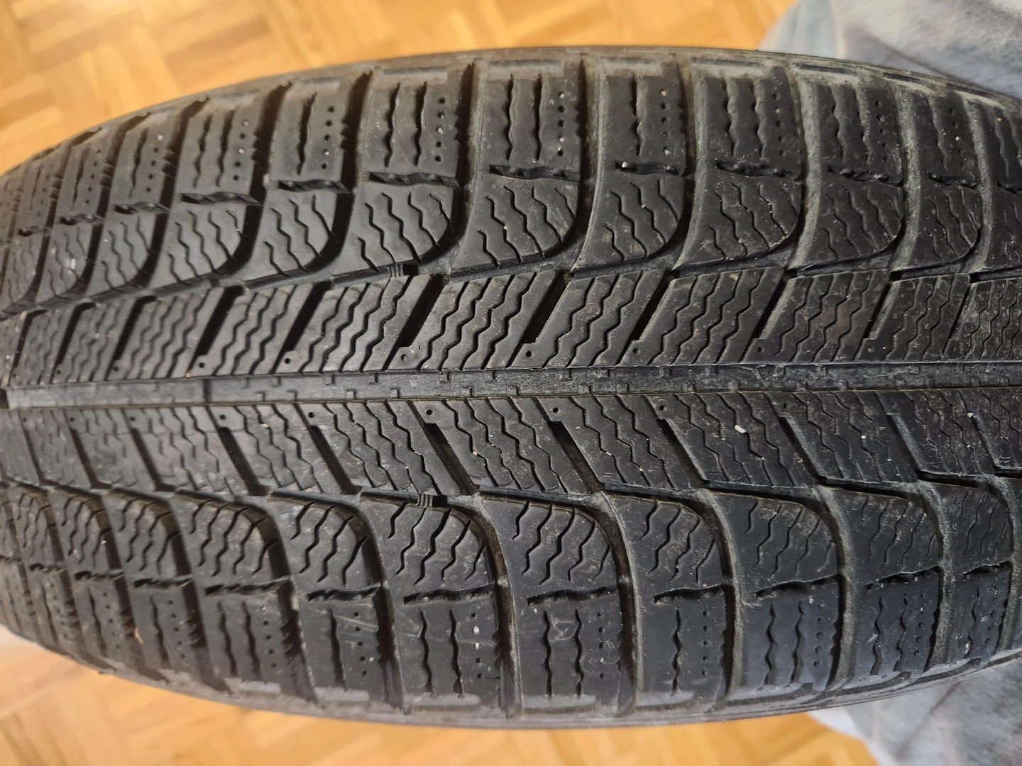 Civic winter tires with rim 205 65 R15 michellinx ice snow tires