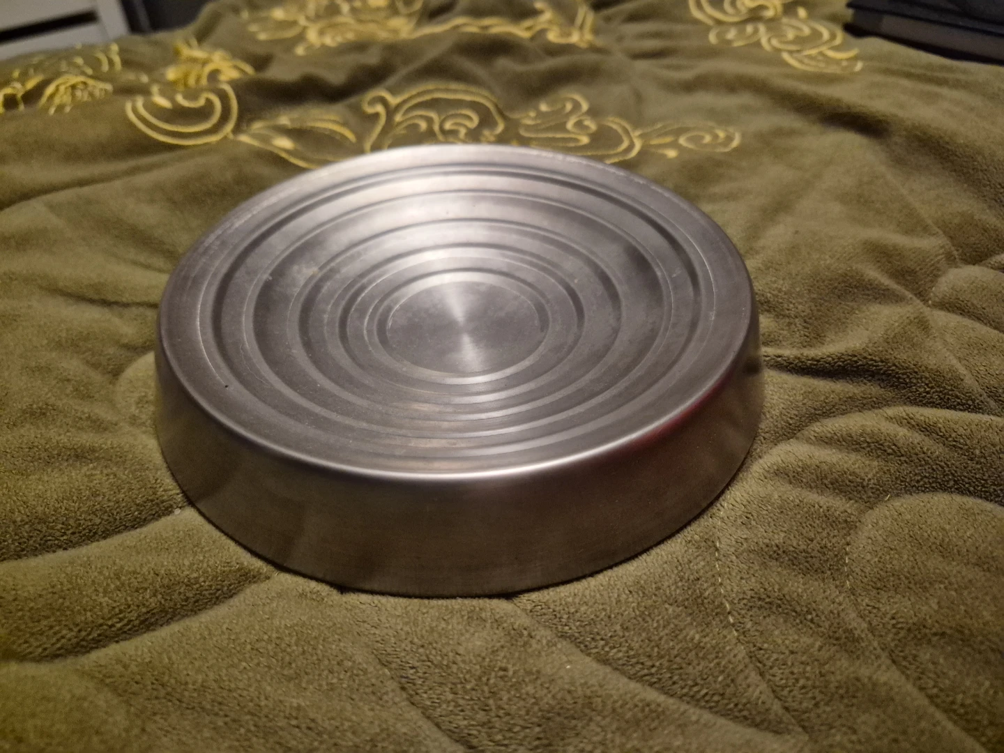 Cat food bowl