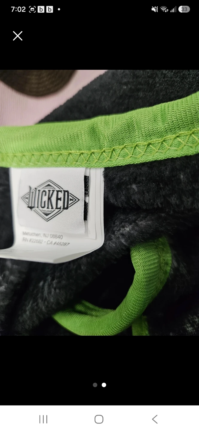 2, Halloween and Wicked Musical Fleece Throw Blanket - photo 3