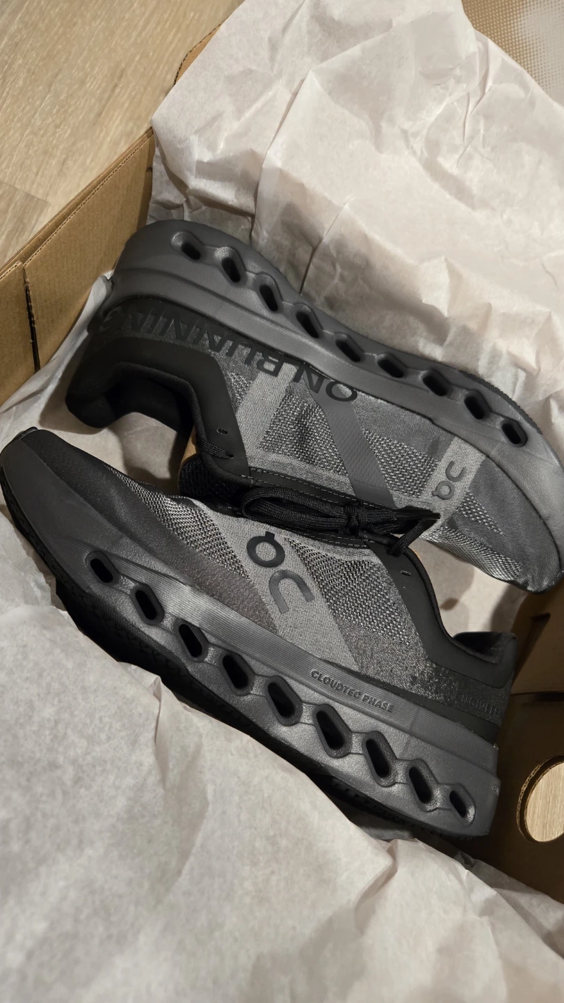 On Cloudsurfer Next Running Shoes - Black - photo 2