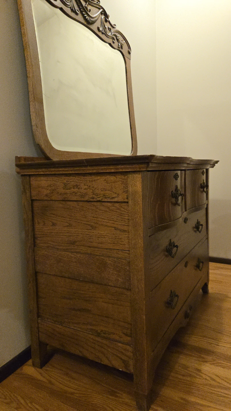 Vintage Oak Dresser with Mirror - photo 2