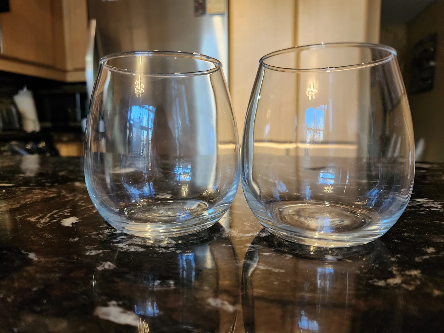 Set of 2 Stemless Red Wine Glasses