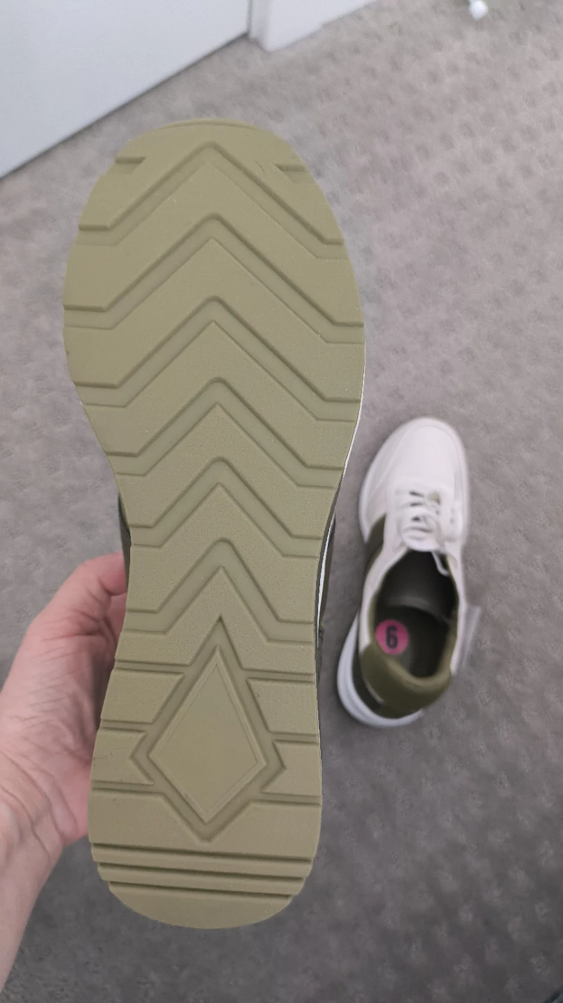 Brand new Michael Kors Women's Sneakers - Olive/White - Size 6 - photo 4