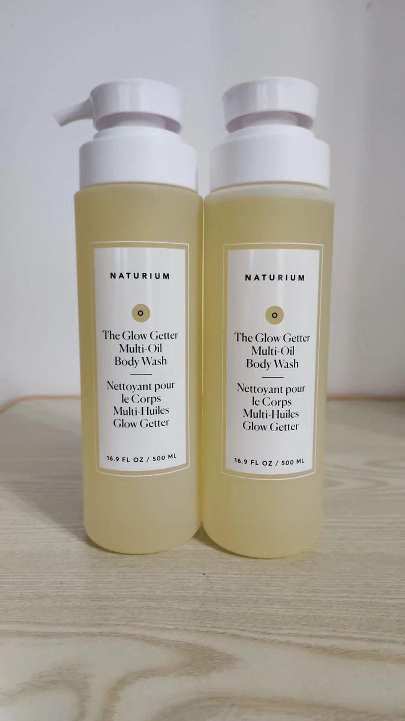 Naturium The Glow Getter Multi-Oil Body Wash