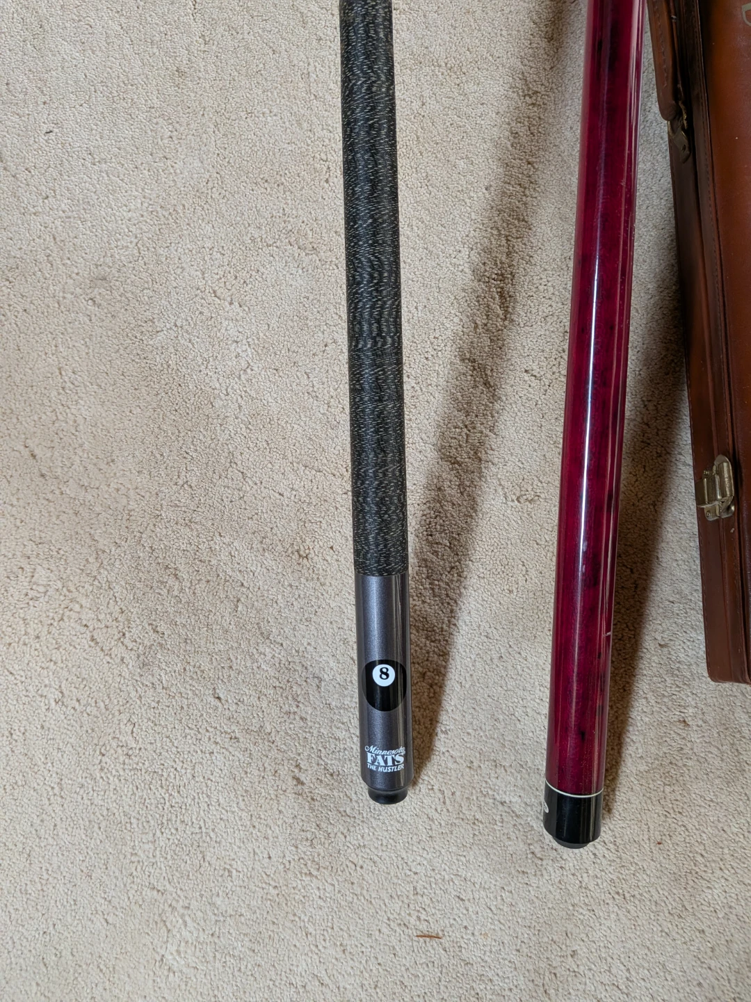 Minnesota Fats and Axiom Pool Cues with Case - photo 3
