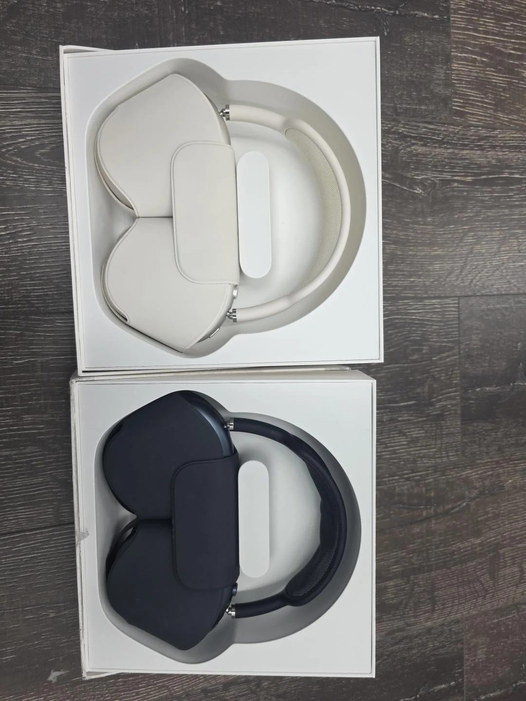 Apple AirPods Max 2nd Gen – Silver & Midnight - photo 3