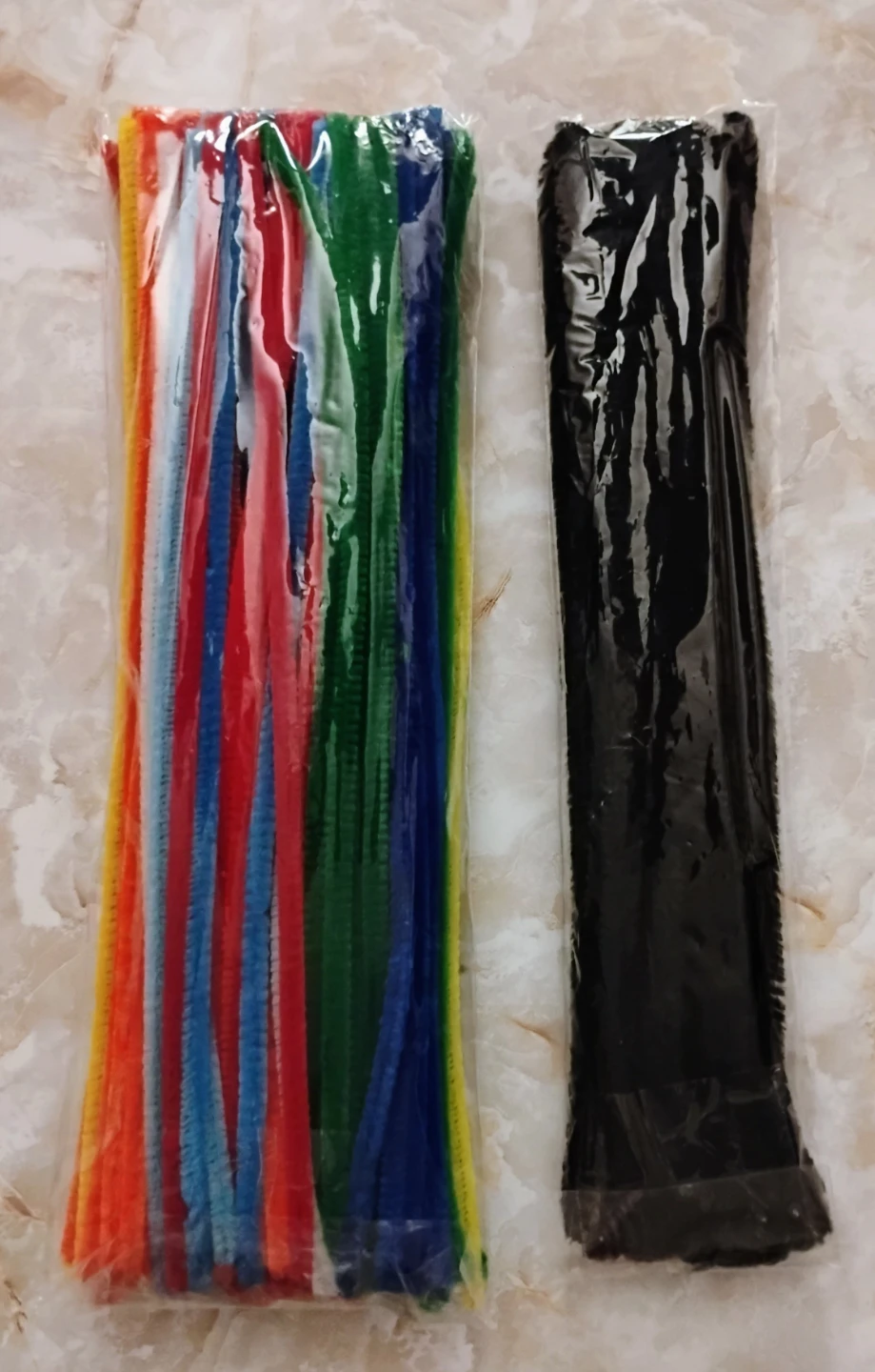 ASSORTED CRAFTING PIPE CLEANERS - photo 3