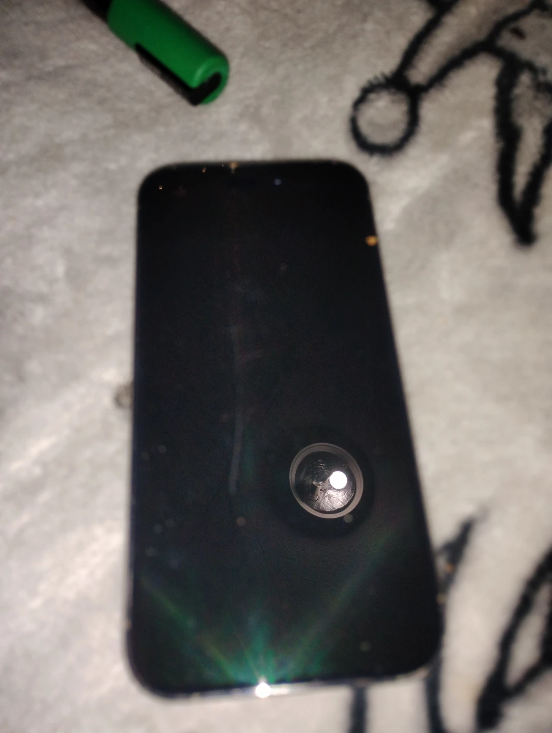 Apple iPhone 15 Pro - photo 3