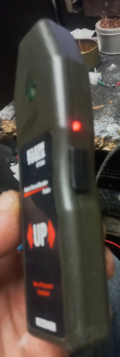 Klein Tools ET300 Digital Circuit Breaker Finder - photo 2