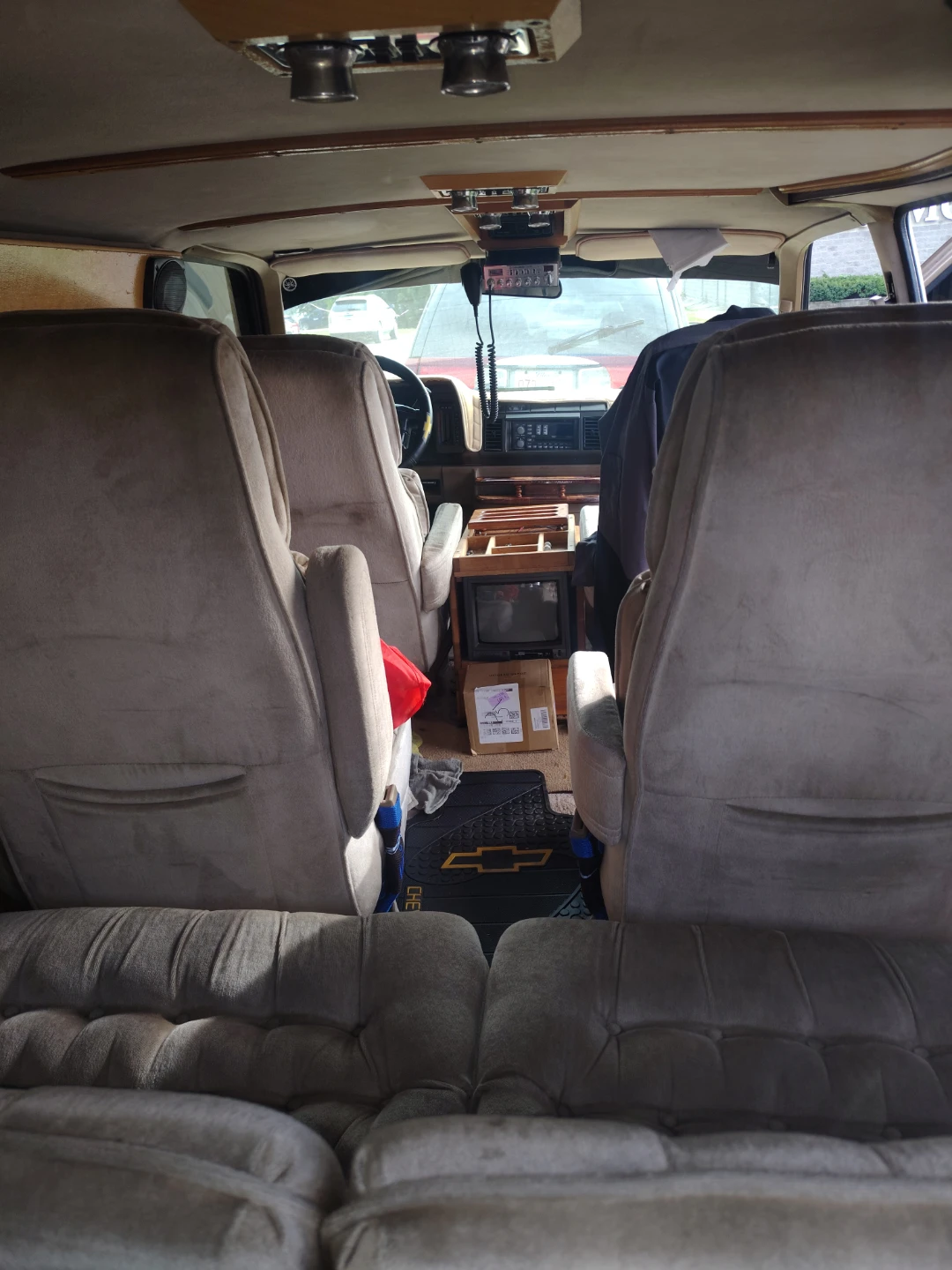 Chevrolet Astro Van - photo 5