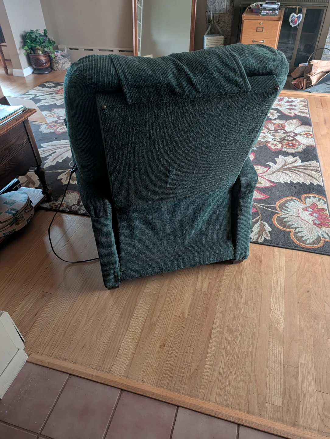 Golden Power Lift Recliner Chair - photo 3