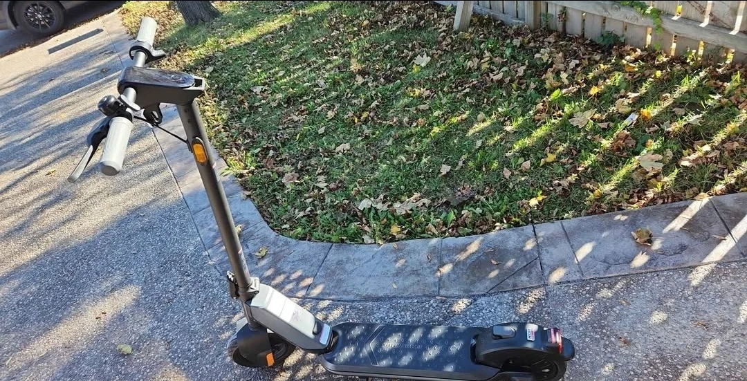 NIU KQi1 Electric Scooter - photo 3