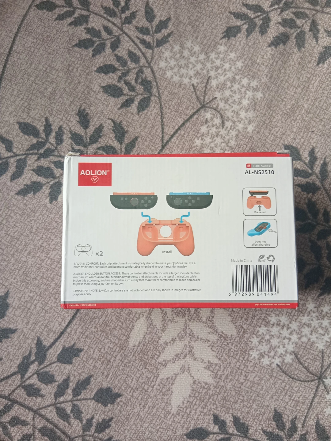 Joy-Con Grip Attachments for Nintendo Switch - photo 2