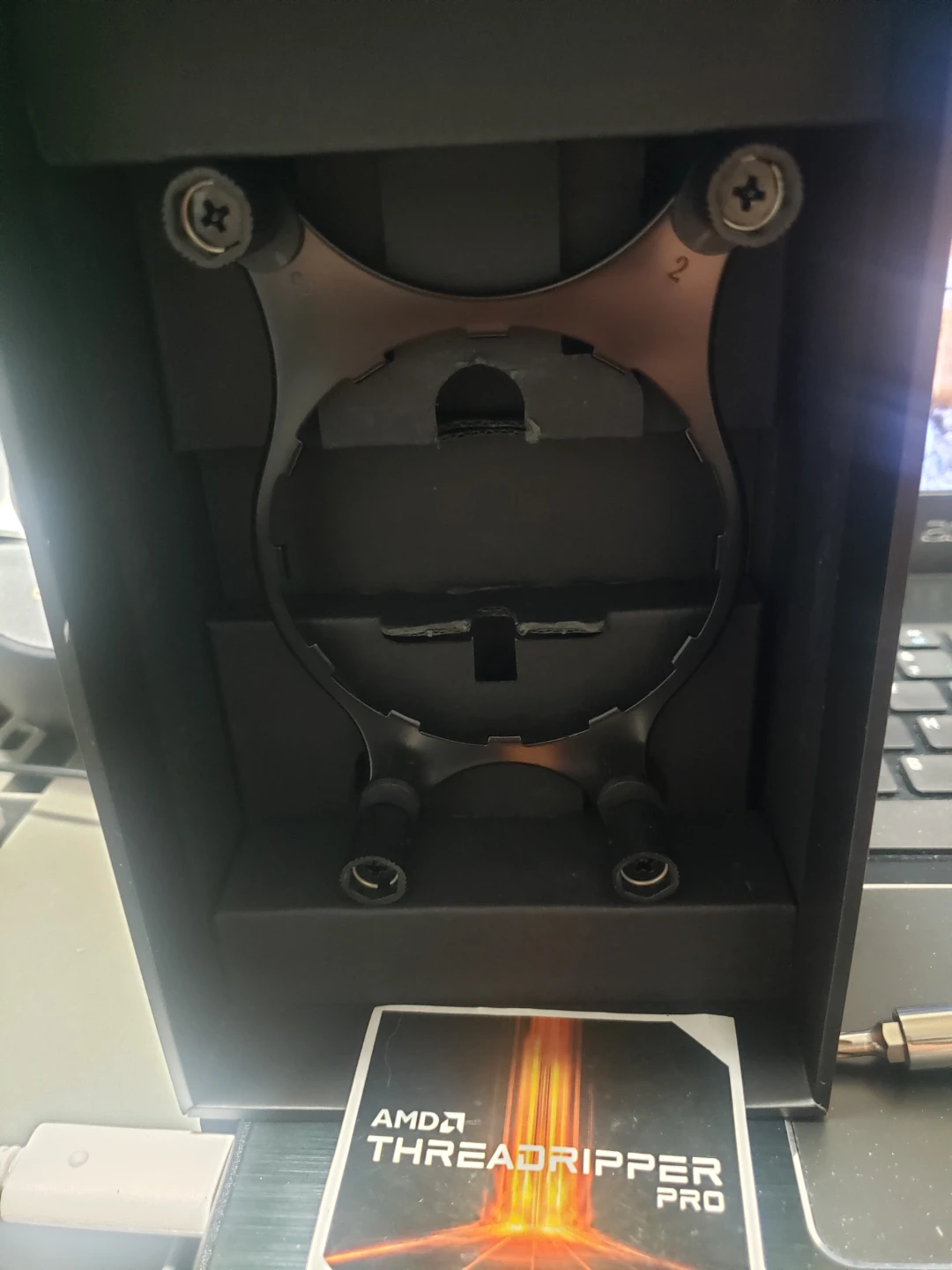 Amd threadripper 2920x 12 core 24 thread cpu. - photo 4